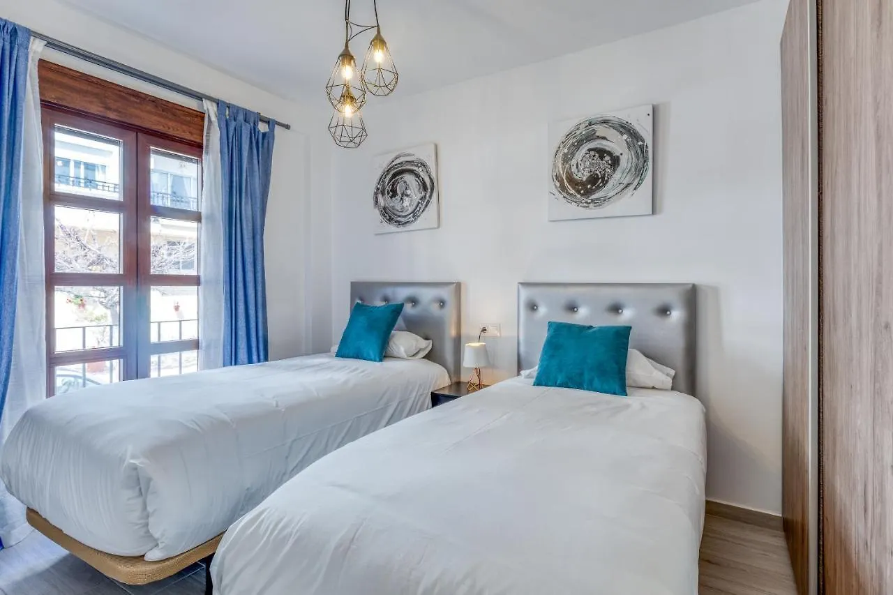 Hanami Castillo Apartment Estepona